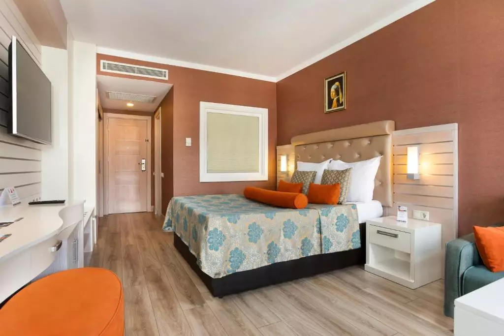 اتاق HOTEL ORANGE COUNTY KEMER